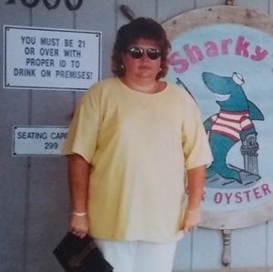 Meet your Posher, Denise